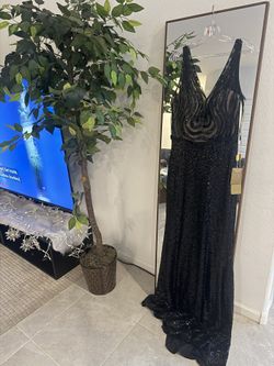 Dresses Sequenced Black