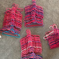 Kids Hangers 25 Count 