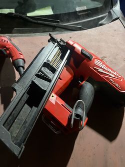 Milwaukee Fuel Cordless Nailer
