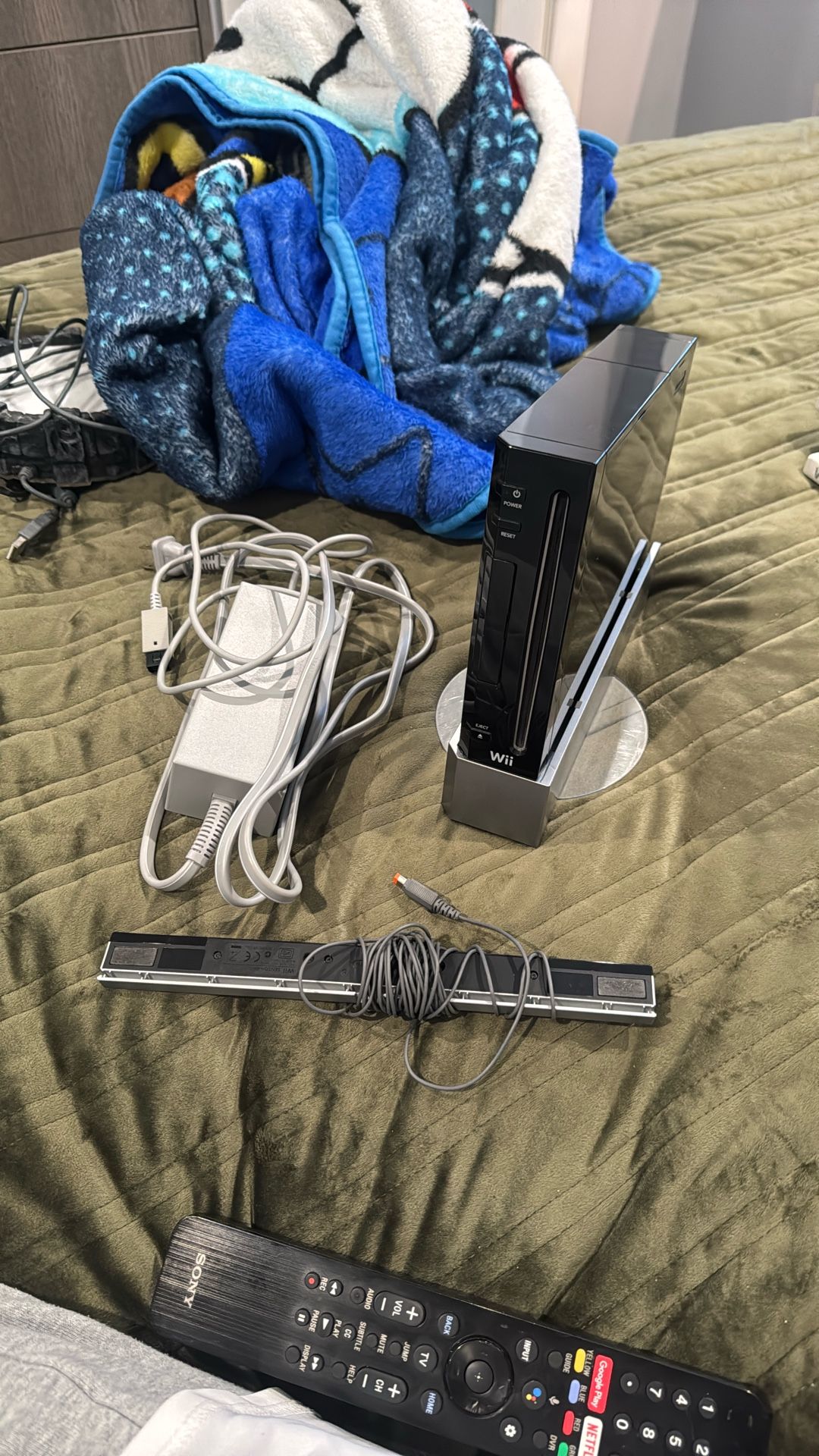 Wii Console + Skylander Toy And Portal + 15 Games