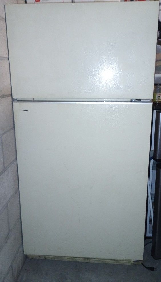 Refrigerator $150