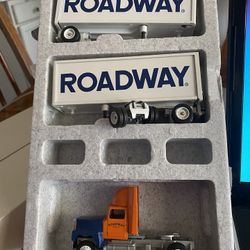 Winross Roadway Double Trailer 