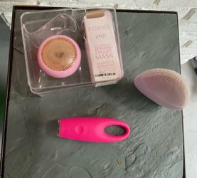 Select Foreo Brand Beauty Tools