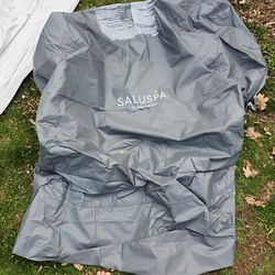 Saluspa Coronado Inflatable Hot Tub Cover.