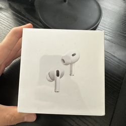 Apple AirPods Pro (2nd Generation)