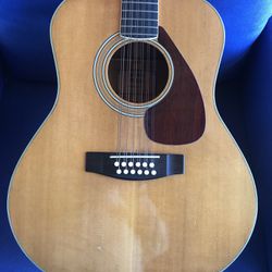 Yamaha 12  String Guitar