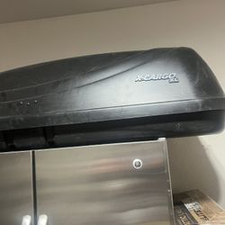 Rooftop Traveling Storage Bin