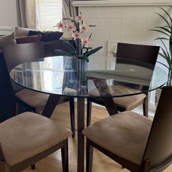 Modern Glass Dining Table W/4 Wood Chairs $100 OBO