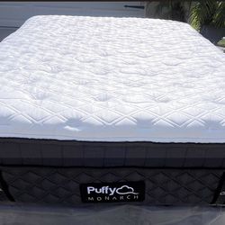 Puffy Monarch Mattress, Cal King, Like New, Perfect Condition