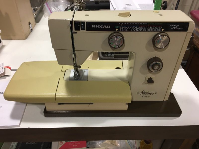 Riccar 808e sewing machine