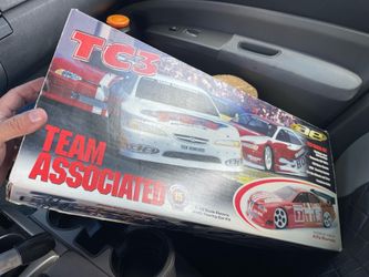 OBO Old school RC1/10 Scale Electric Rally Touring Car: Team Associated TC3 Racer Radio Controlled Model