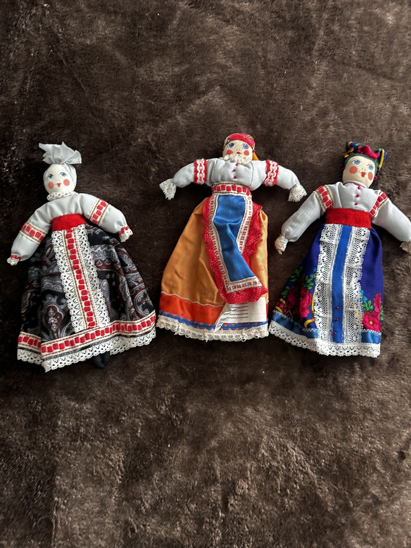 Vintage International Dolls (3)