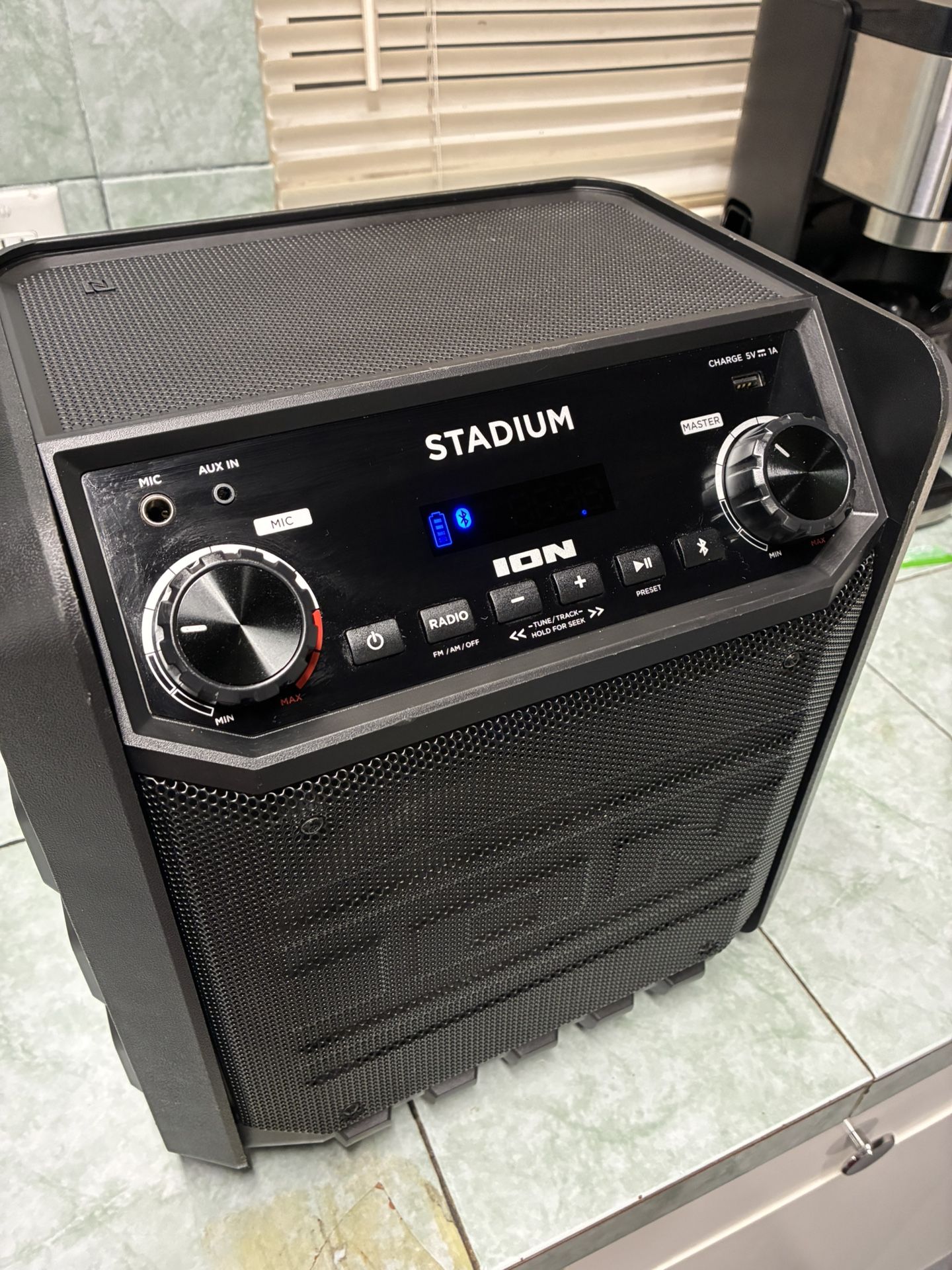 ION BLUETOOTH π βIPA80S STADIUM β