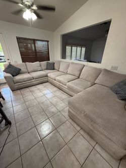 U Sectional Couch FREE DELIVERY