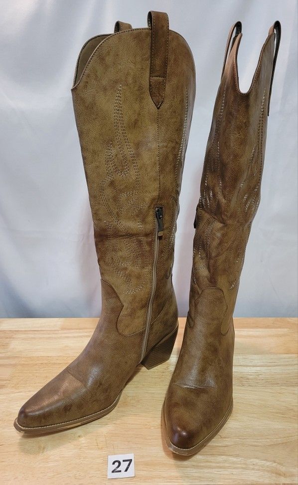 Brown Cowboy Boots, size 8,5 (27)
