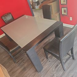 *NEW MARKED DOWN PRICE* Glass And Wood Table