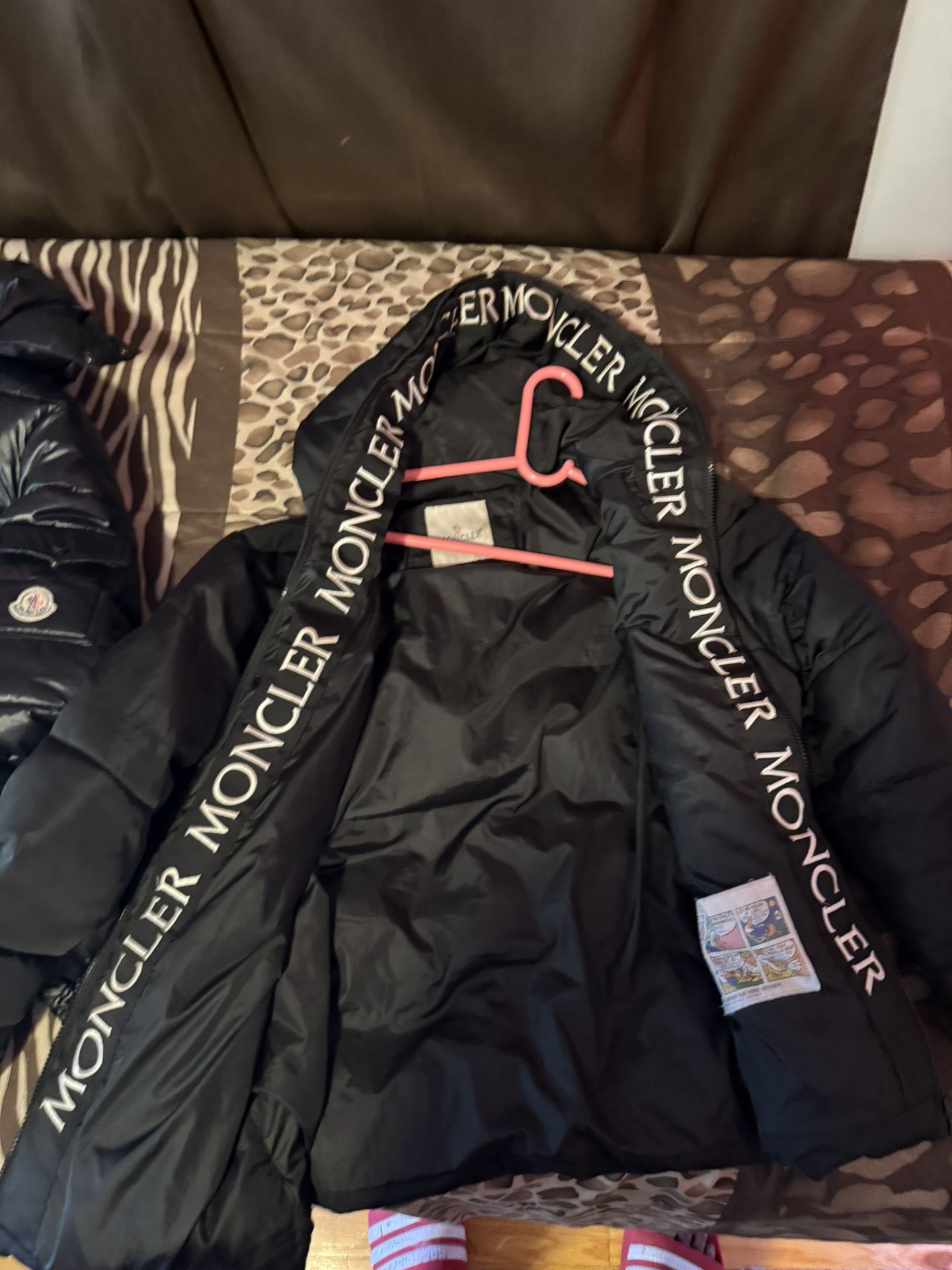 Moncler Puff Jacket Logo Zipper