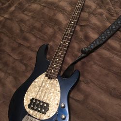 1995 musicman  sterling ernieball bass guitar 