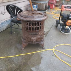 Palace Universal Crown wood-burning Stove