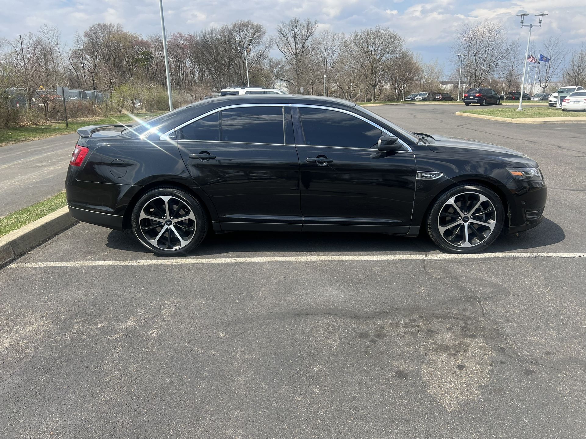 2015 Ford Taurus