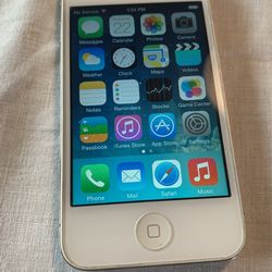 iPhone 4 GSM 16GB In Excellent Condition