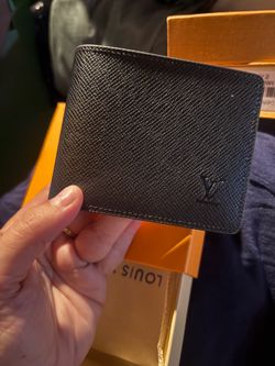 Men, black, Louis Vuitton wallet brand new in the box
