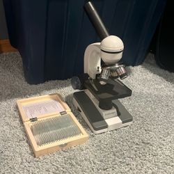 AmScope Microscope With Slides