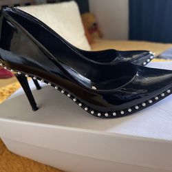 High Heels 👠 Black With White Pearls 