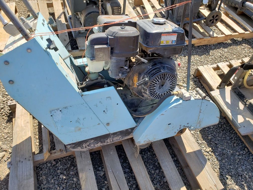 TARGET PAC IV SELF PROPELLED WALK BEHIND 18'' CONCRETE FLOOR SAW
