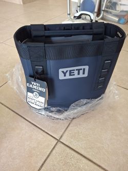 YETI Camino Carryall 20 Navy