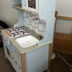 Kids Kitchen