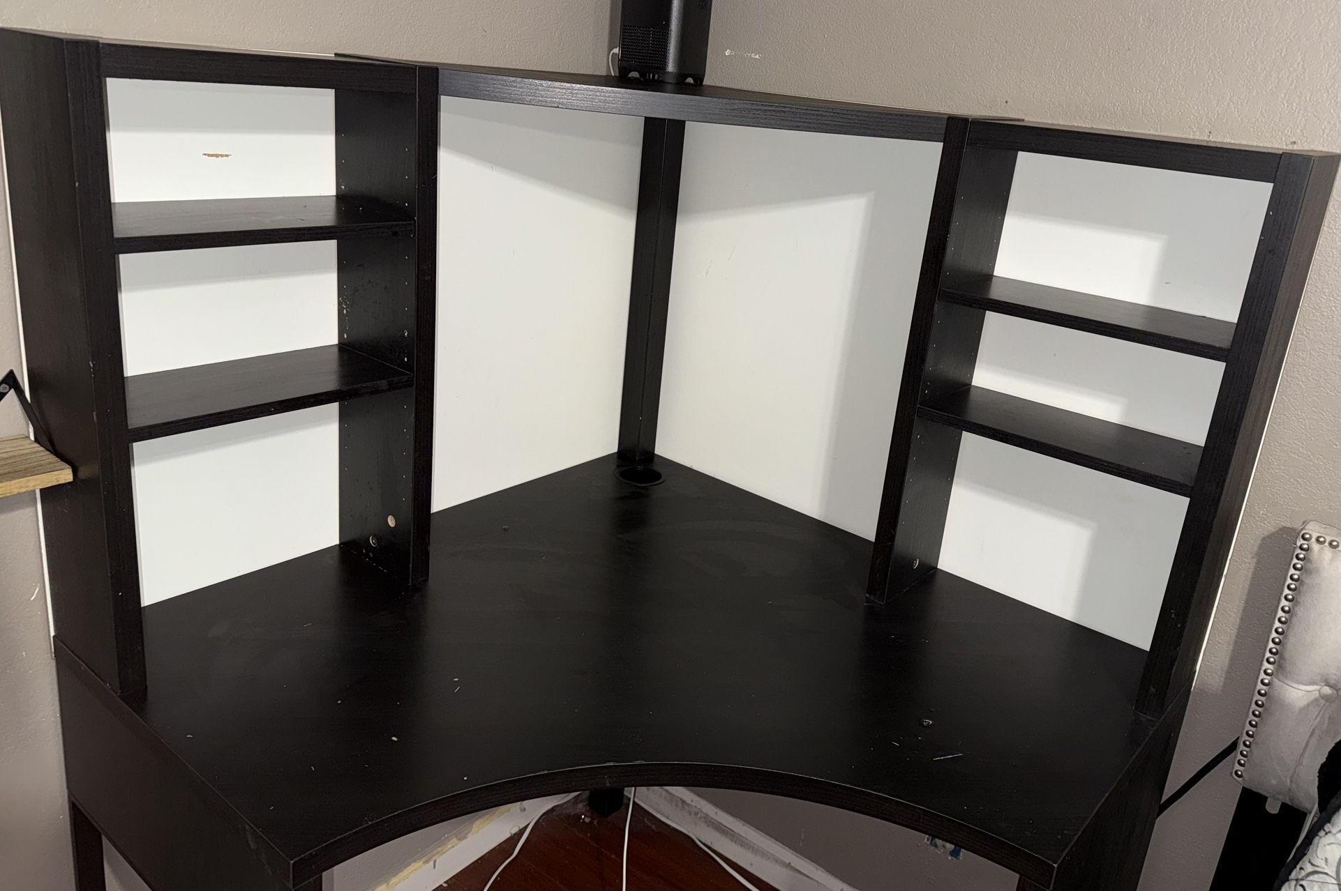 IKEA Micke Corner Desk