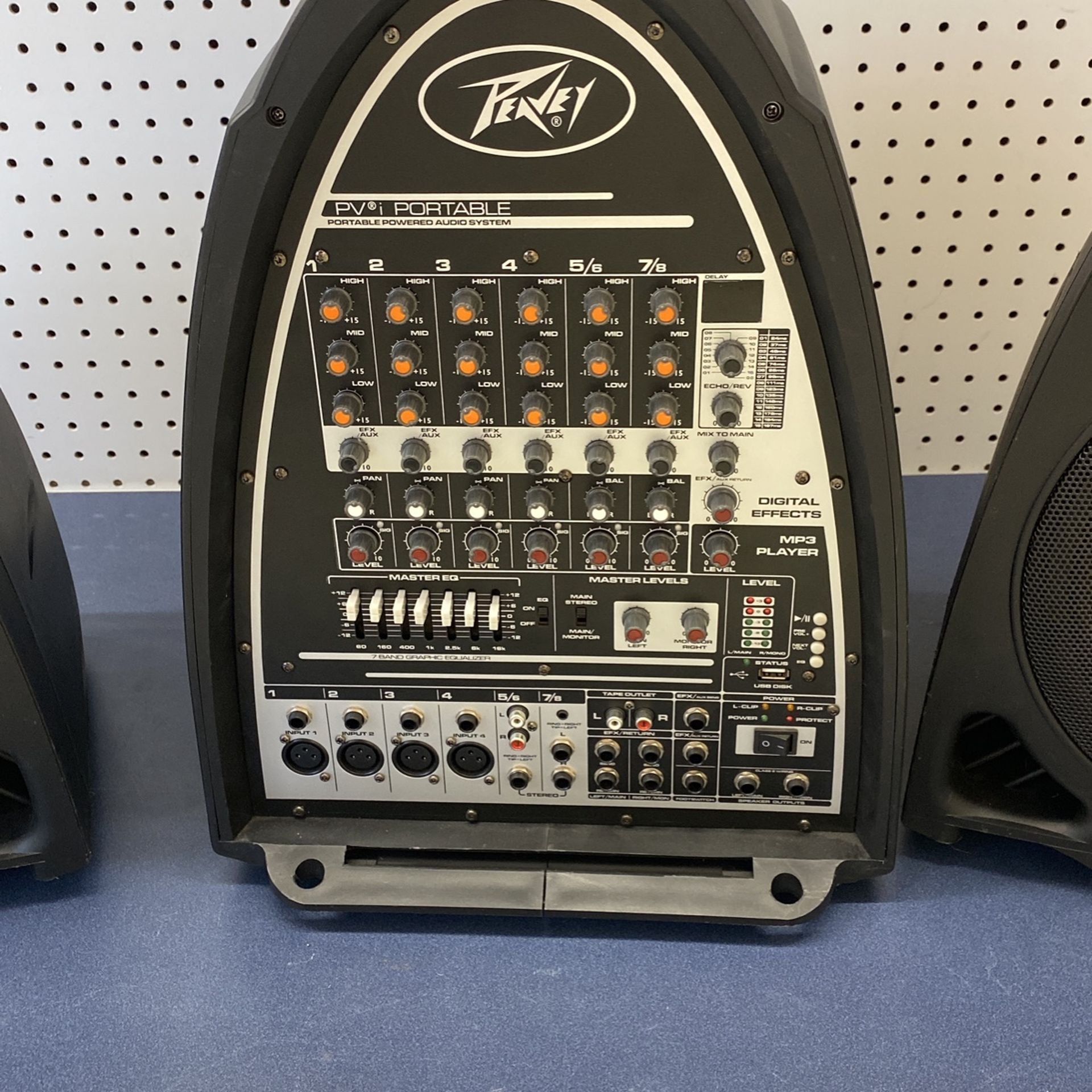 Peavey Speakers