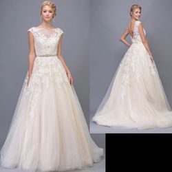 New With Tags A Line With Detachable Belt Wedding Gown & Wedding Dress $419