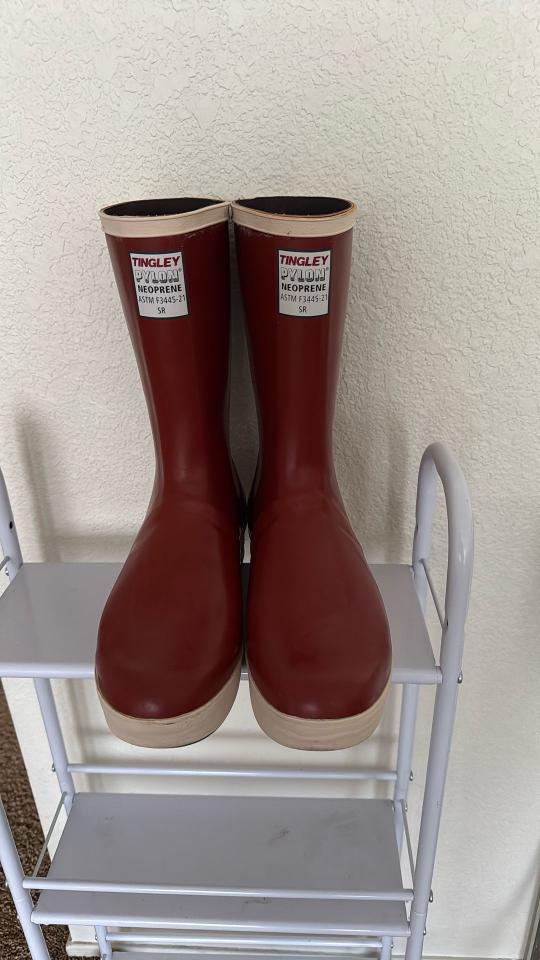 tingley pylon boots