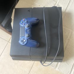 PS4 w/ Controller 
