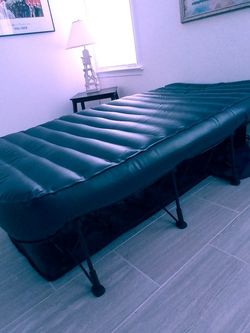 Inflatable Guest Bed