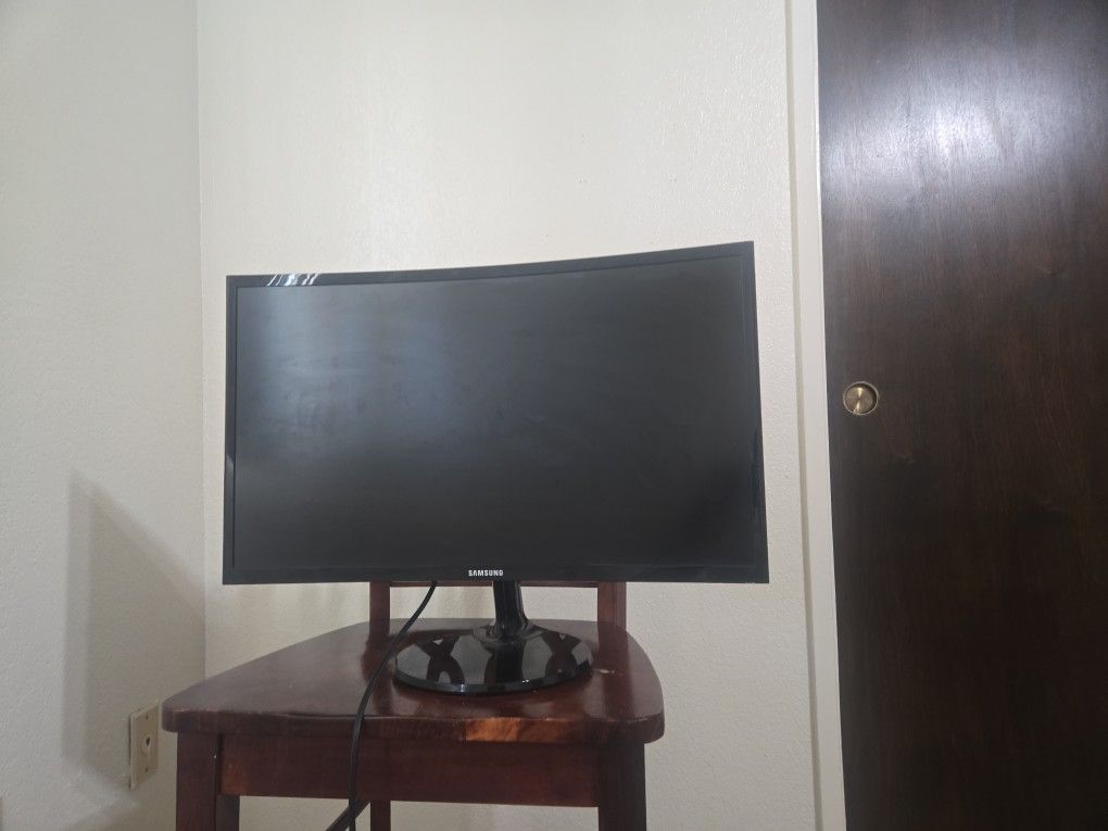 Samsung 24" Monitor