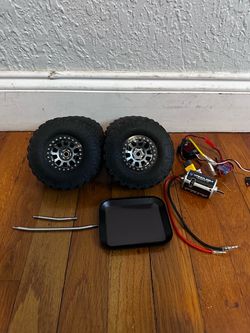 1/10 RC Crawler and Car Parts Lot