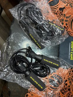 Golds Gym jump rope
