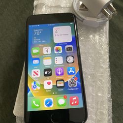 iPhone 8 64GB Unlocked In Good Condition 