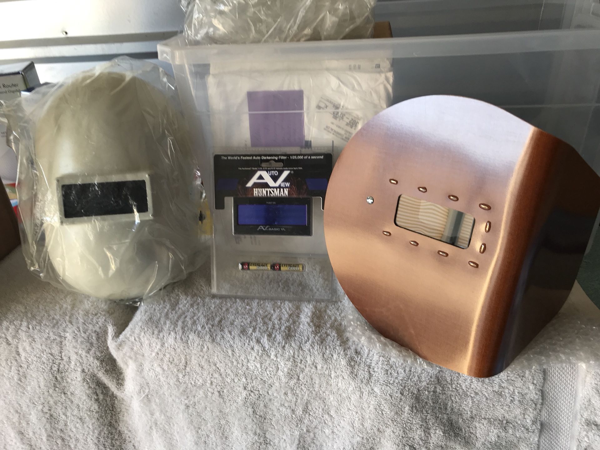 Pipeliner Welding Hood and Original Pancake Brand Hood with 1 Auto Lens