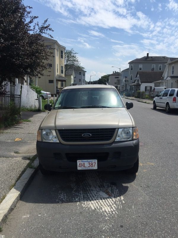 2004 Ford Explorer