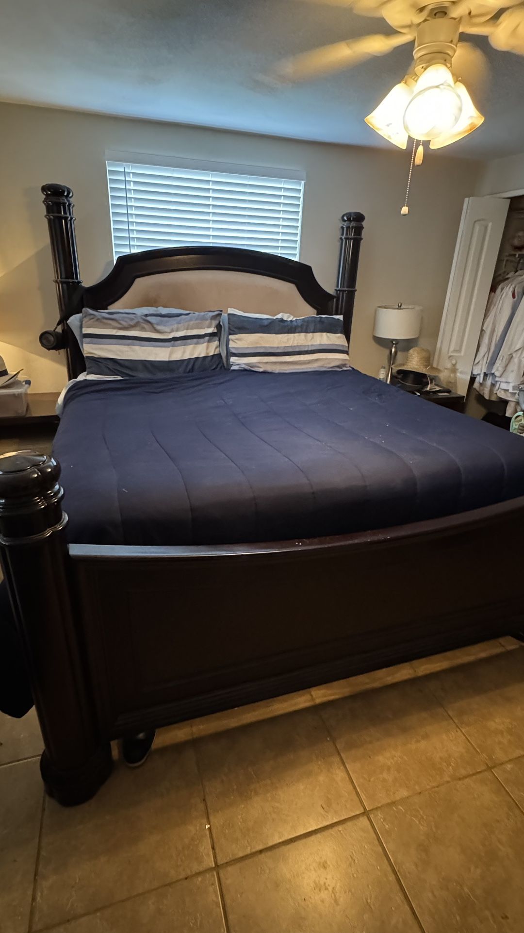 Bedroom set for sale