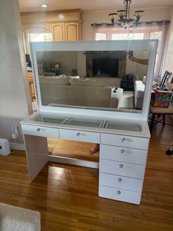 White vanity desk