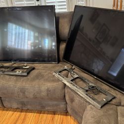 LG 55 Inch Smart TV With Wall Mount 