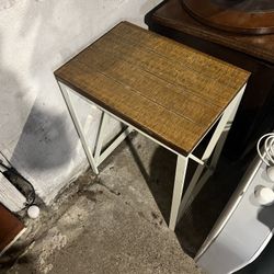 Nightstand / Coffee Table 