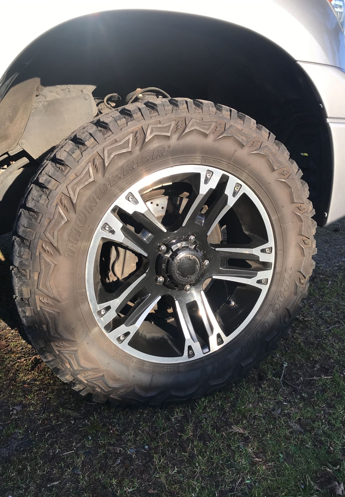 Toyota Tundra Wheels Tires