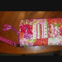 Donna Sharp Zippered Wallet