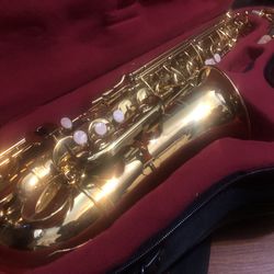 Waxwing Student Saxophone  (PICK UP ONLY)